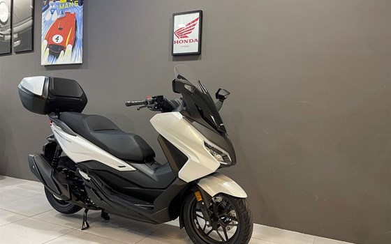 Neufahrzeug Honda Forza 350 - Bild 1