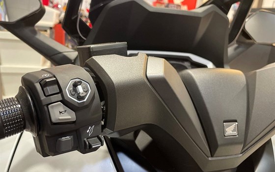Neufahrzeug Honda Forza 350 - Bild 7