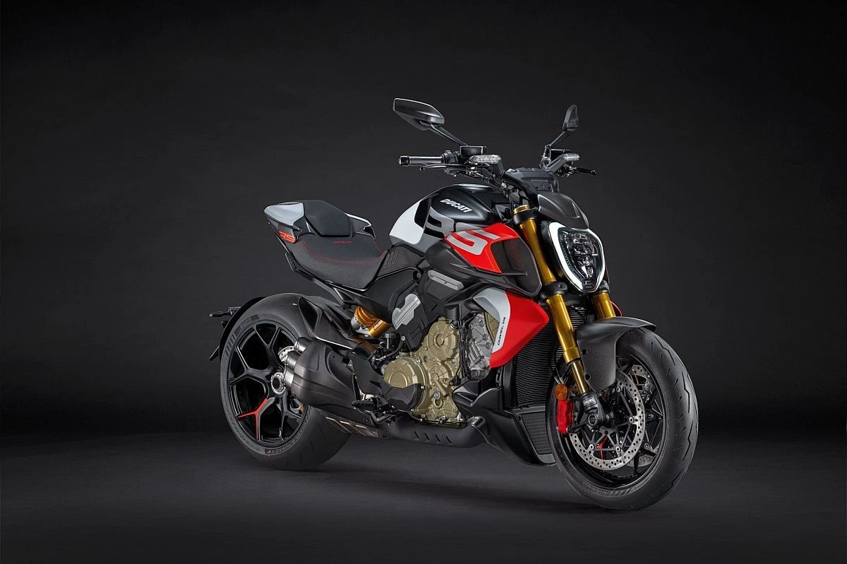 Ducati Diavel V4 RS