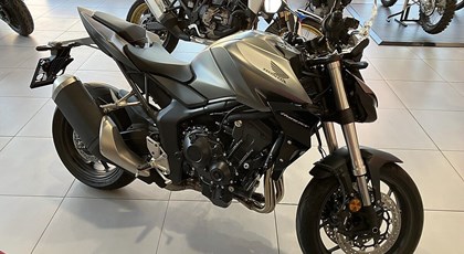 Neumotorrad Honda CB1000 Hornet