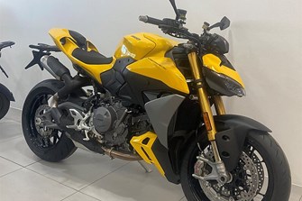 Ducati Streetfighter V2 S