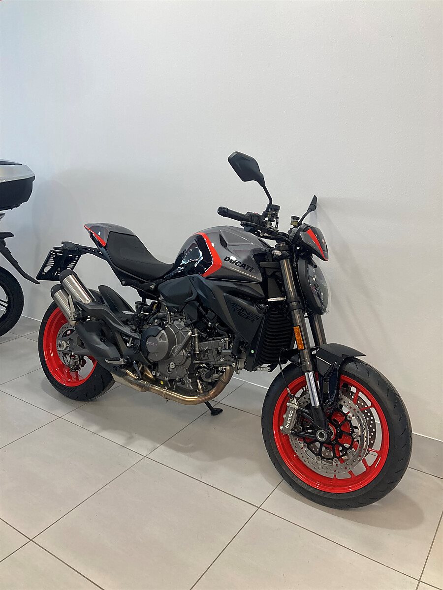 Ducati Monster +