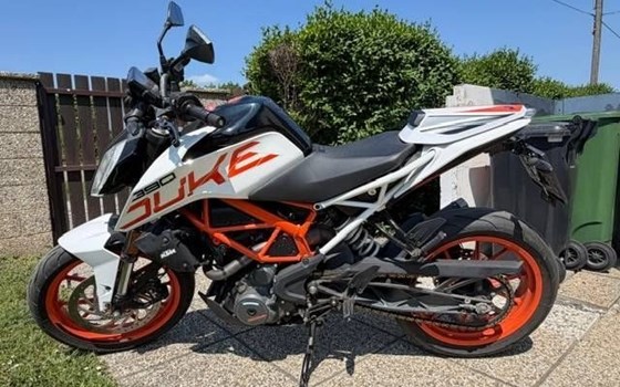 Gebrauchtmotorrad KTM 390 Duke - Bild 1