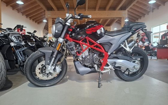 Gebrauchtmotorrad SWM Varez 125 - Bild 3