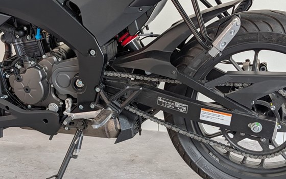 Gebrauchtmotorrad Aprilia Tuono 125 - Bild 9