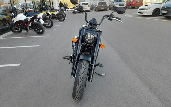 Neufahrzeug Indian Chief Bobber Dark Horse - Bild 3