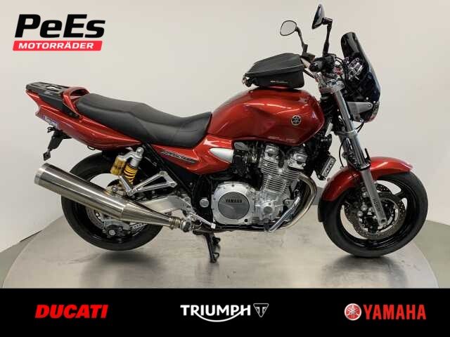 Yamaha XJR 1300
