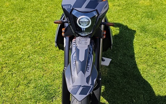 Gebrauchtmotorrad KTM 690 SMC R - Bild 1