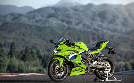 Neufahrzeug Kawasaki Ninja ZX-4RR - Bild 9