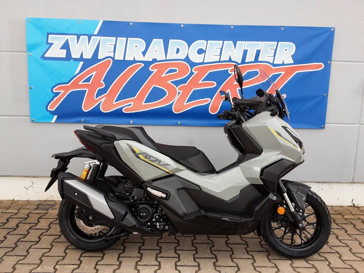 Honda ADV350 Special Edition