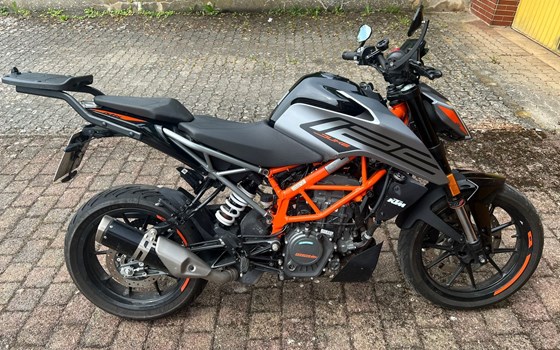 Gebrauchtmotorrad KTM 125 Duke - Bild 1