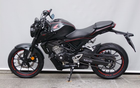 Gebrauchtmotorrad Honda CB 125 - Bild 3
