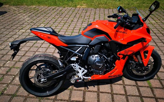 Neufahrzeug Suzuki GSX-8R Daidai-Iro Power Edition - Bild 1