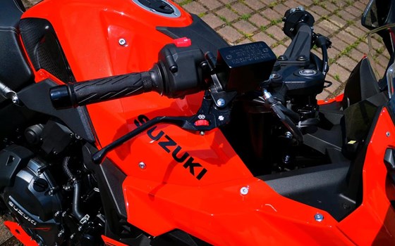 Neufahrzeug Suzuki GSX-8R Daidai-Iro Power Edition - Bild 12