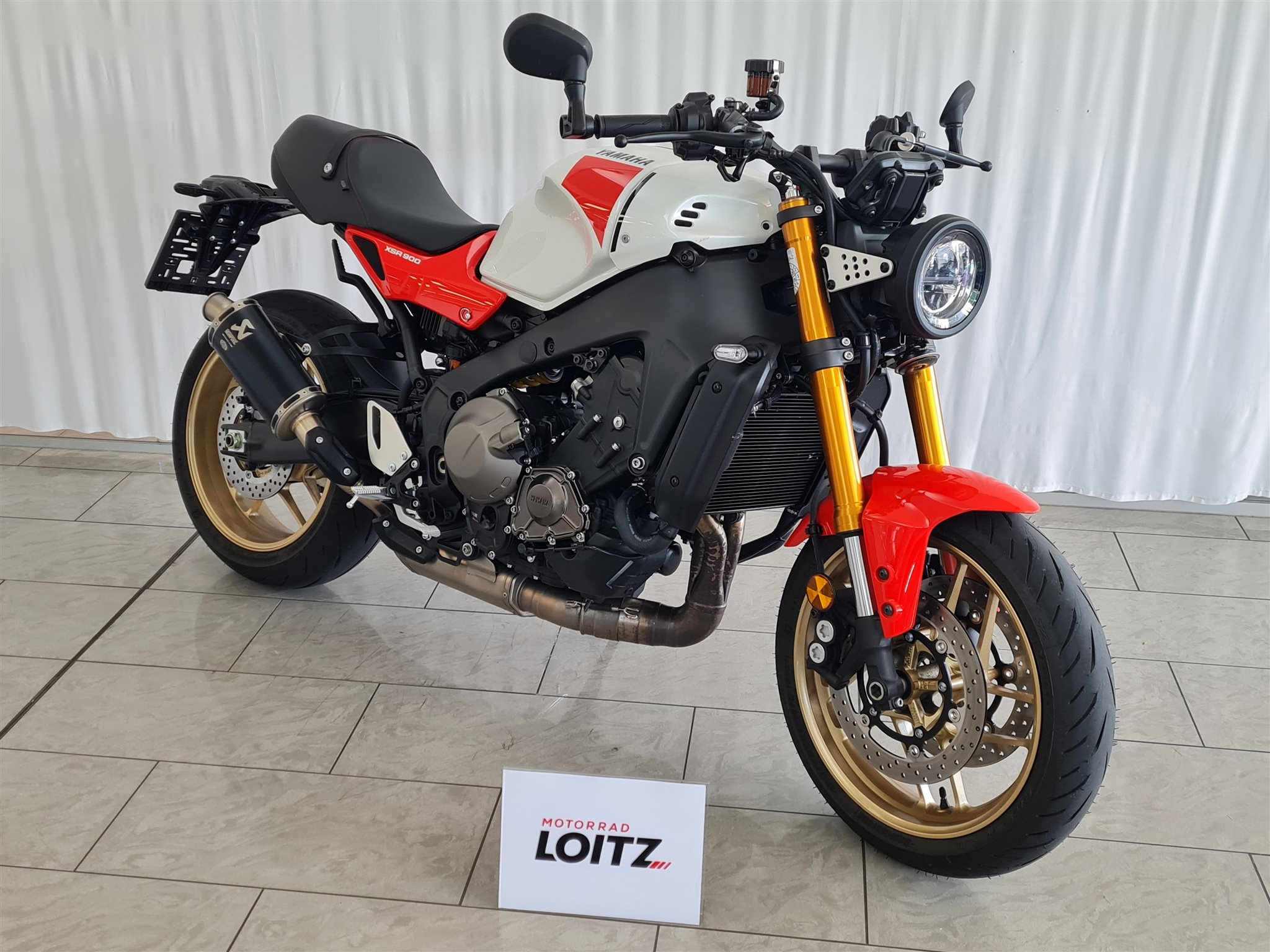 Yamaha XSR900