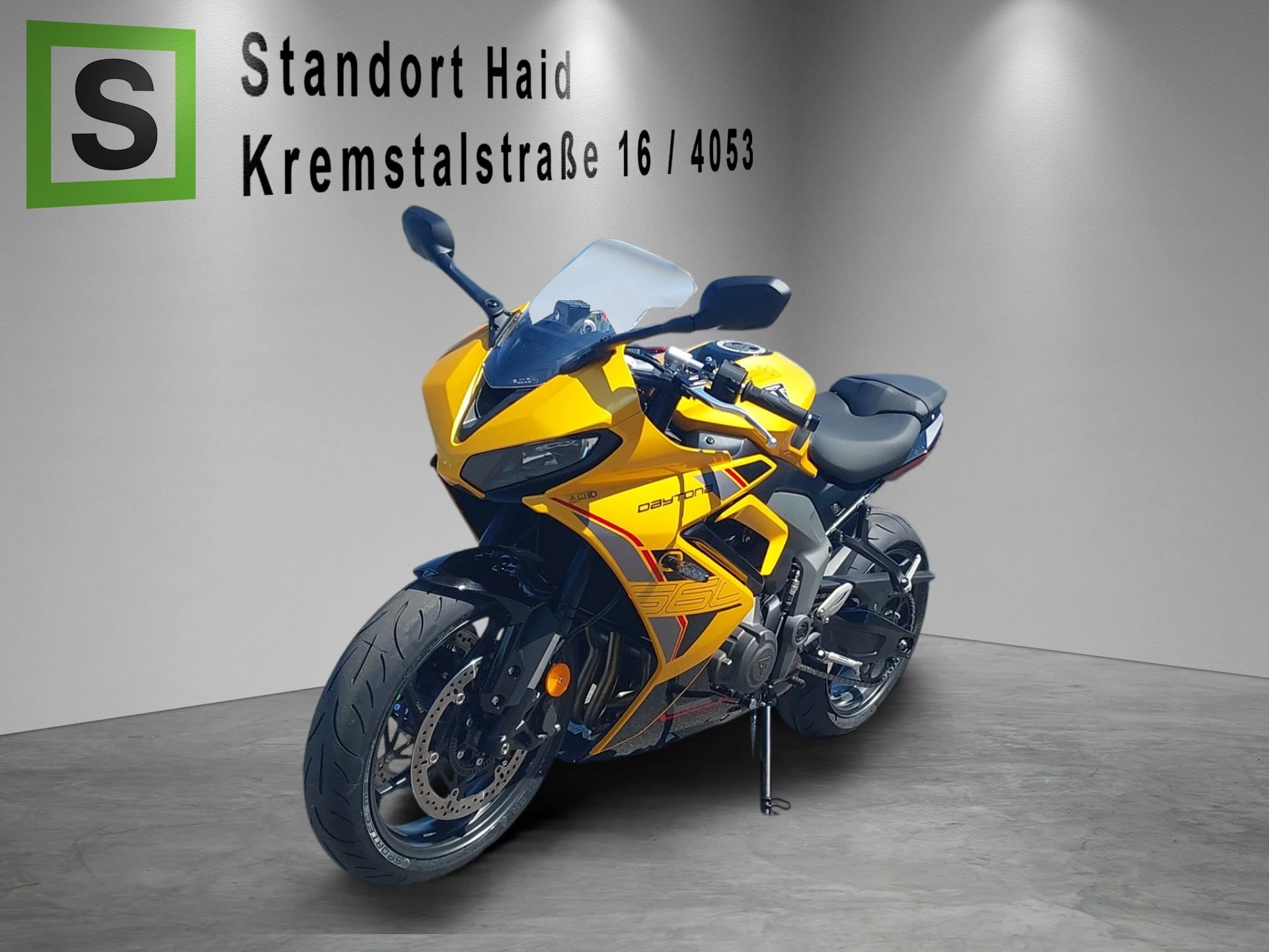 Triumph Daytona 660