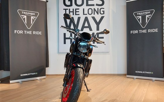Neufahrzeug Triumph Trident 660 Triple Tribute - Bild 3