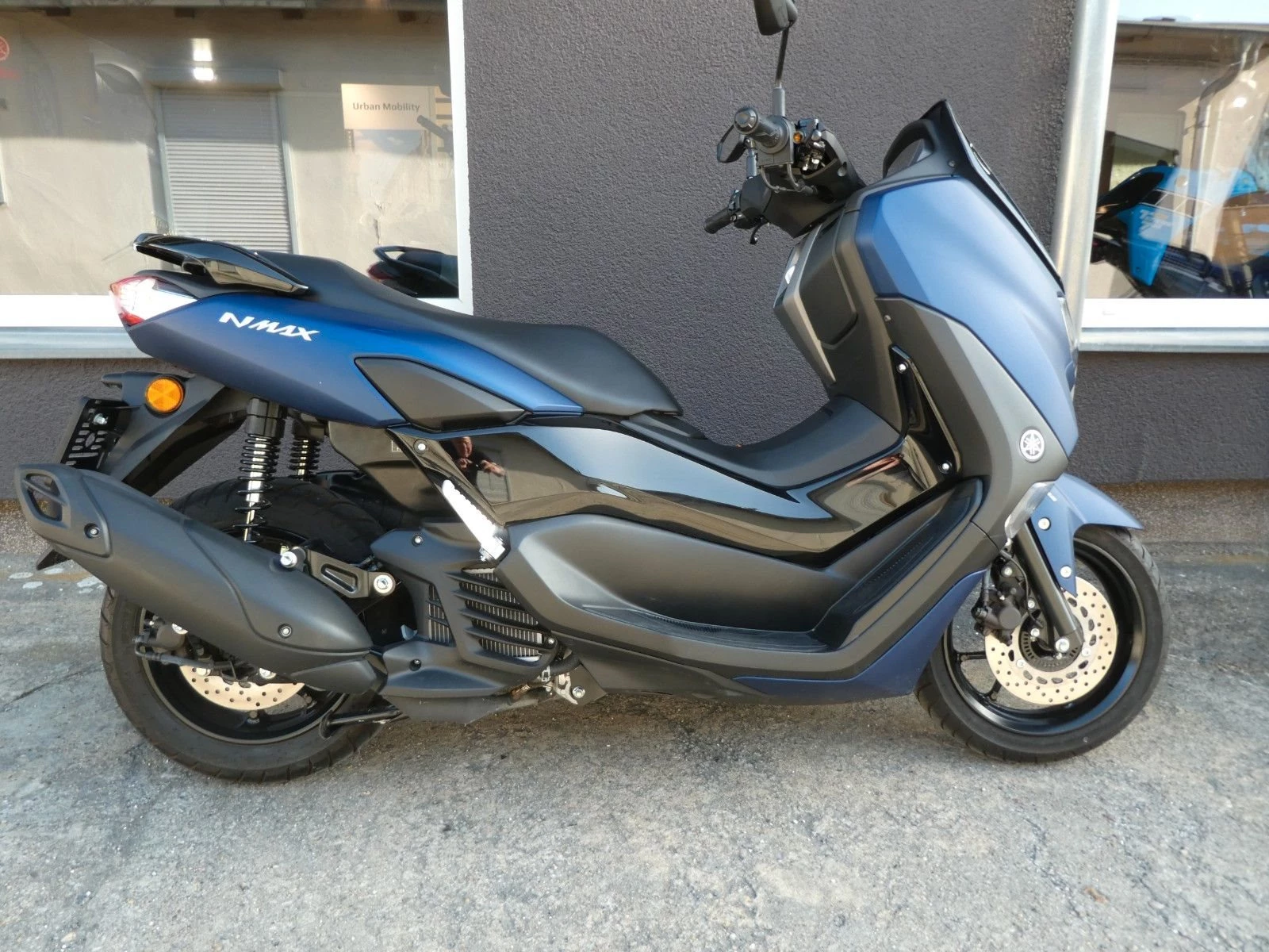 Yamaha NMAX 125