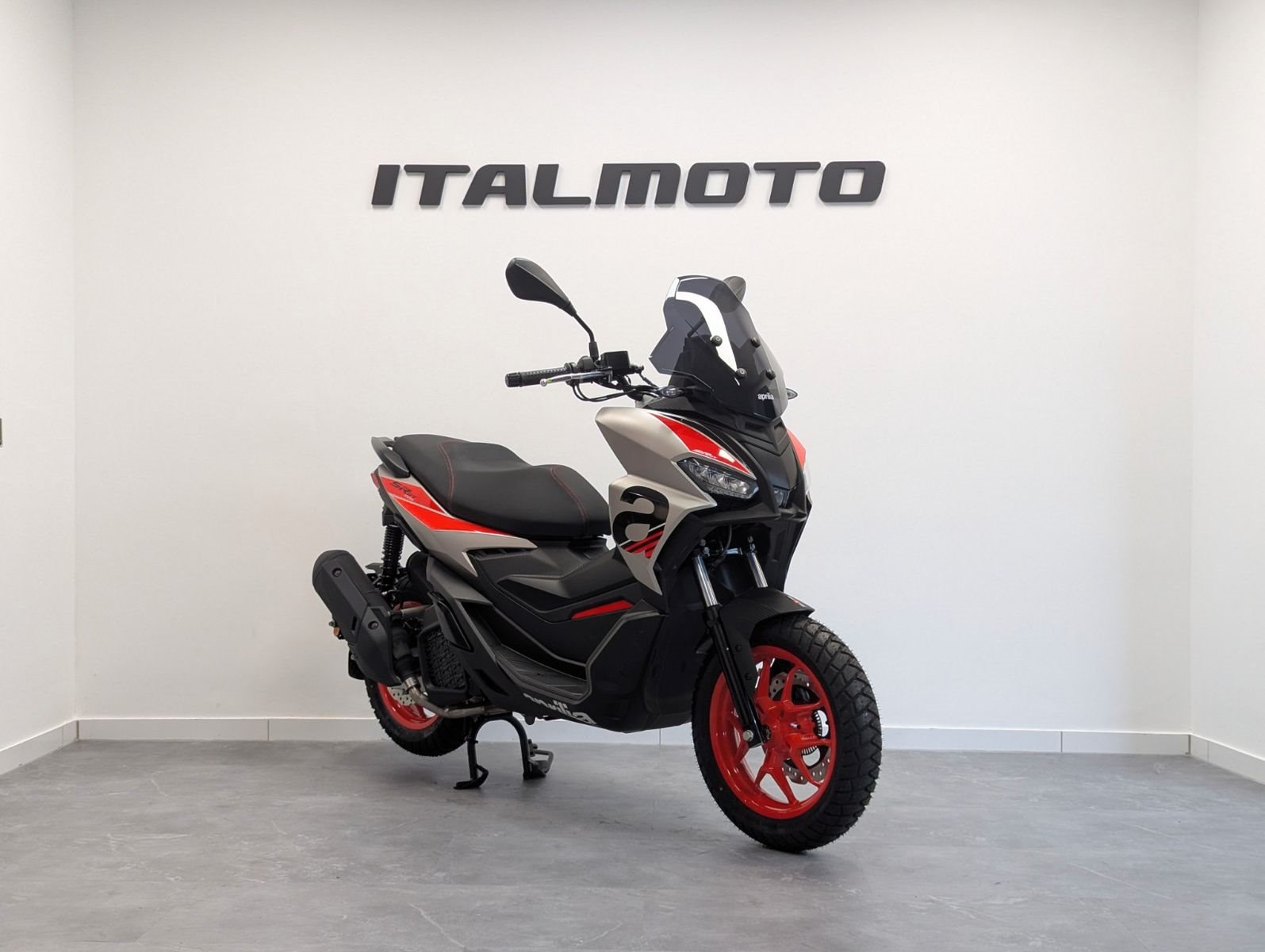 Aprilia SR GT Sport 200