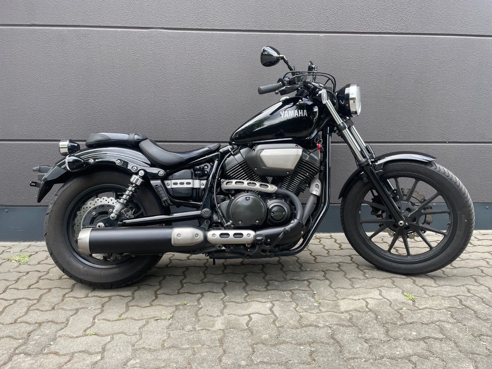 Yamaha XV 950 R