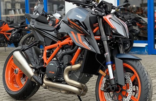 Gebrauchtmotorrad KTM 1290 Super Duke R EVO