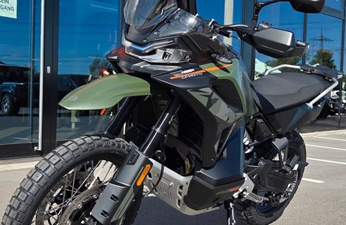 Neumotorrad CFMOTO 1000MT-X