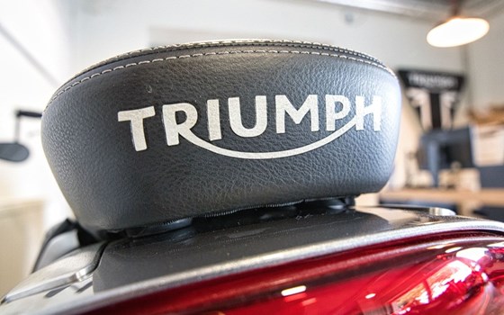 Gebrauchtmotorrad Triumph Rocket 3 R - Bild 14