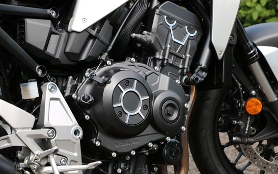 Gebrauchtmotorrad Honda CB 1000 R - Bild 6