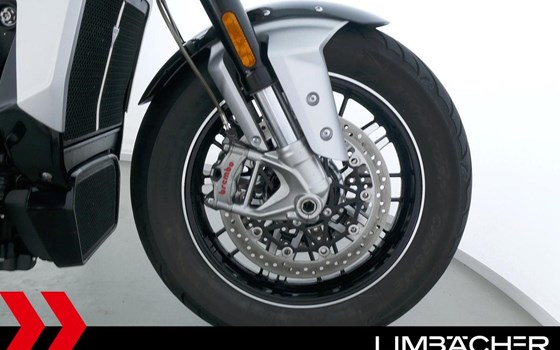 Gebrauchtmotorrad Triumph Rocket 3 GT - Bild 14