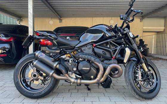 Gebrauchtmotorrad Ducati Monster 1200 R - Bild 1