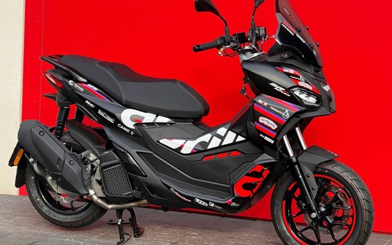 Neufahrzeug Aprilia SR GT Replica 200 - Bild 10