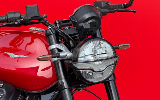 Neufahrzeug Moto Guzzi V7 - Bild 7