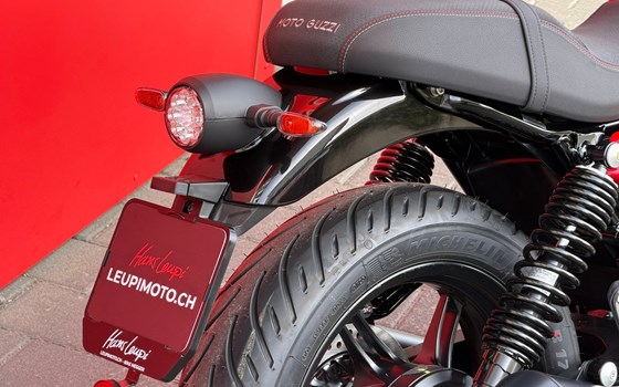 Neufahrzeug Moto Guzzi V7 - Bild 9