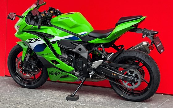 Neufahrzeug Kawasaki Ninja ZX-4RR - Bild 11