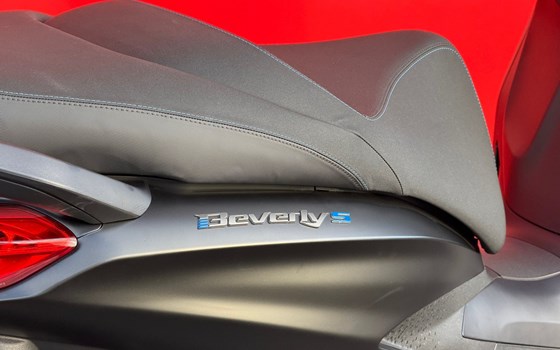 Neufahrzeug Piaggio Beverly 400 S - Bild 6