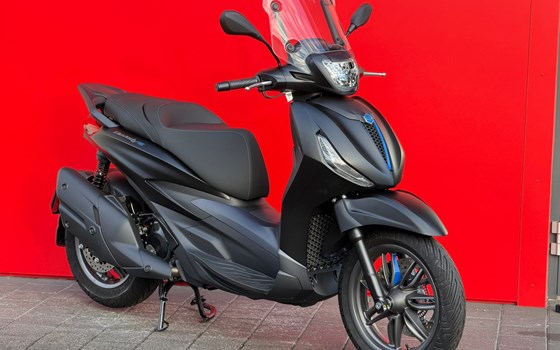 Neufahrzeug Piaggio Beverly 400 S - Bild 9