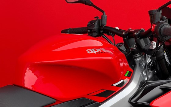 Offre Aprilia Tuono 660 - Image 11