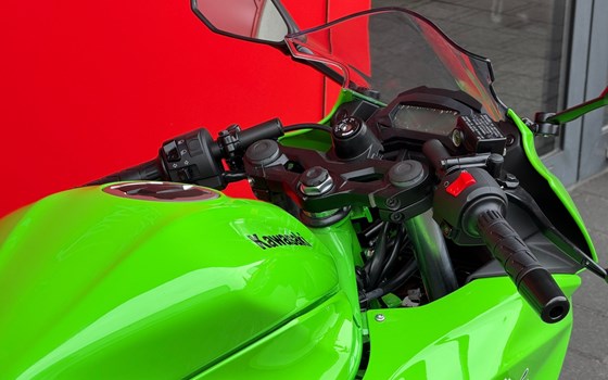 Neufahrzeug Kawasaki Ninja 125 - Bild 10