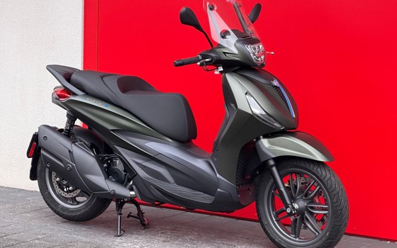 Neufahrzeug Piaggio Beverly 400 S - Bild 11