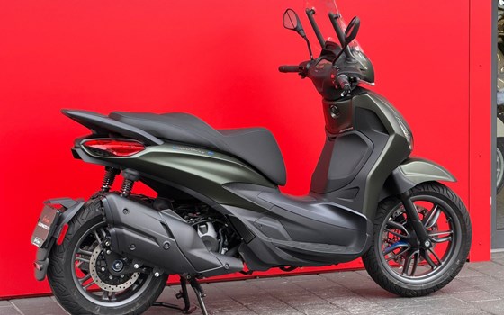 Neufahrzeug Piaggio Beverly 400 S - Bild 12