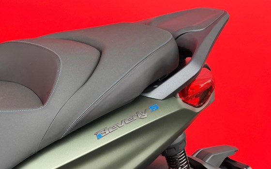 Neufahrzeug Piaggio Beverly 400 S - Bild 14