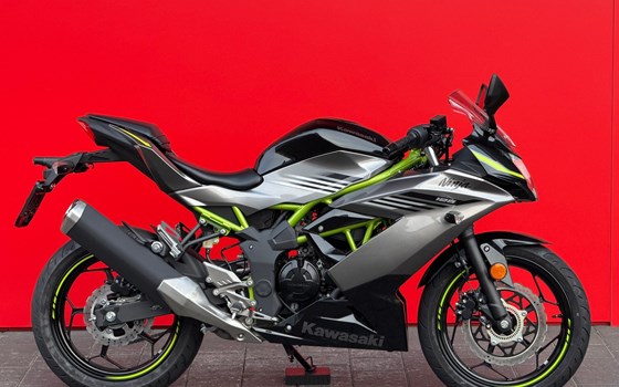 Neufahrzeug Kawasaki Ninja 125 - Bild 1