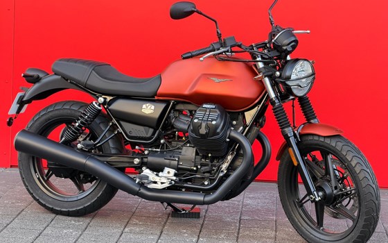 Offerta Moto Guzzi V7 Stone - Immagine 15