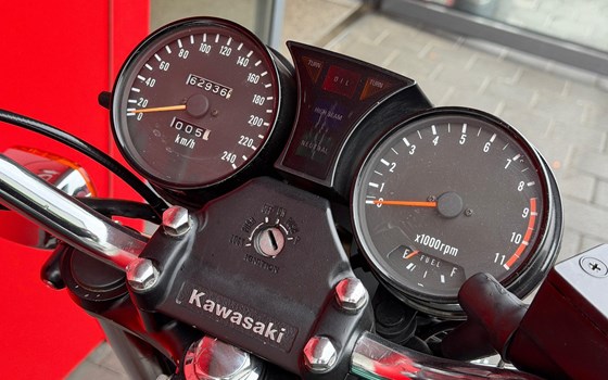 Motorrad Occasion Kawasaki Z1000 - Bild 11