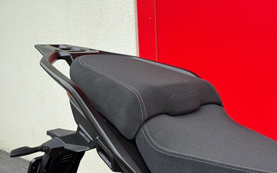 Motorrad Occasion Moto Guzzi Stelvio - Bild 12