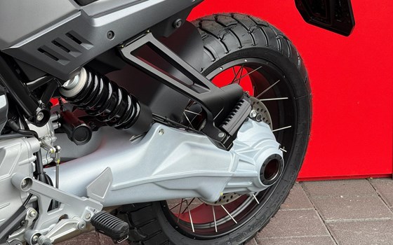 Motorrad Occasion Moto Guzzi Stelvio - Bild 6