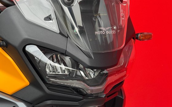 Motorrad Occasion Moto Guzzi Stelvio - Bild 9