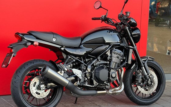Neufahrzeug Kawasaki Z900 RS Black Ball Edition - Bild 10