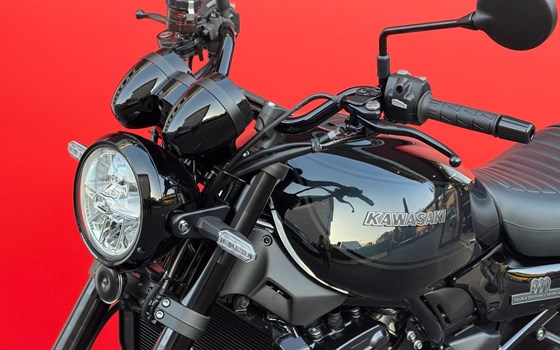 Neufahrzeug Kawasaki Z900 RS Black Ball Edition - Bild 11