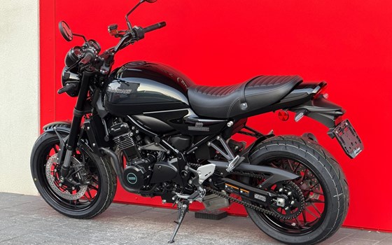 Neufahrzeug Kawasaki Z900 RS Black Ball Edition - Bild 14